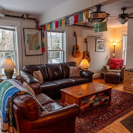 The Notch Hostel Северен Уудсток Екстериор снимка