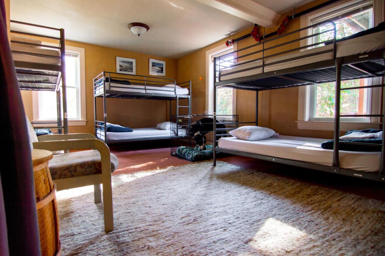 The Notch Hostel Северен Уудсток Екстериор снимка