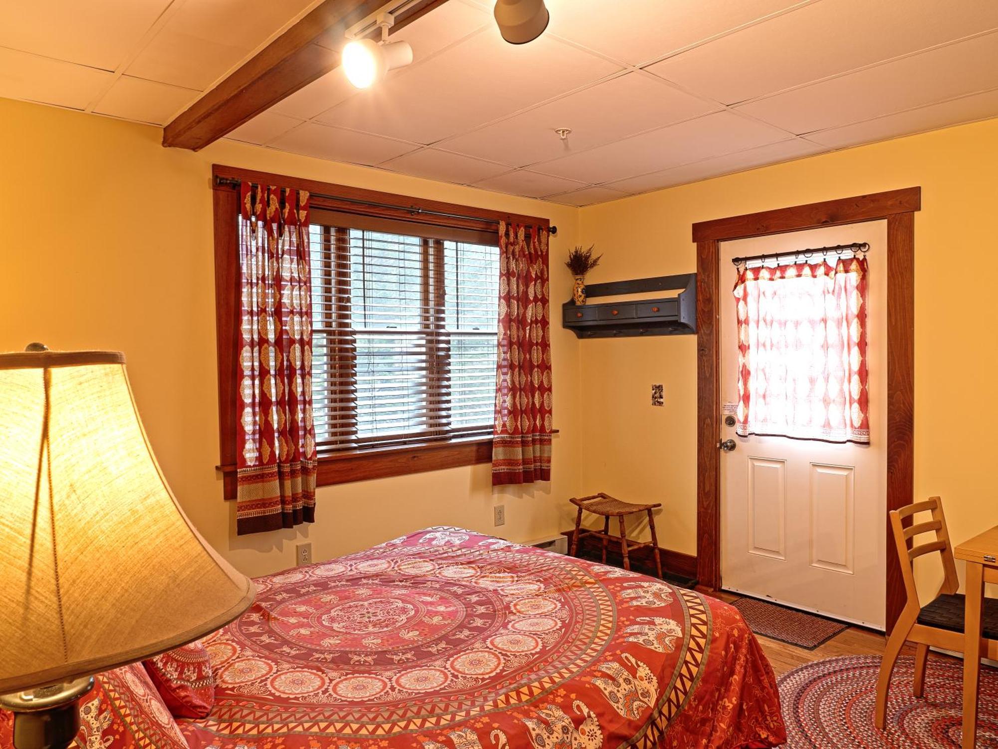 The Notch Hostel Северен Уудсток Екстериор снимка