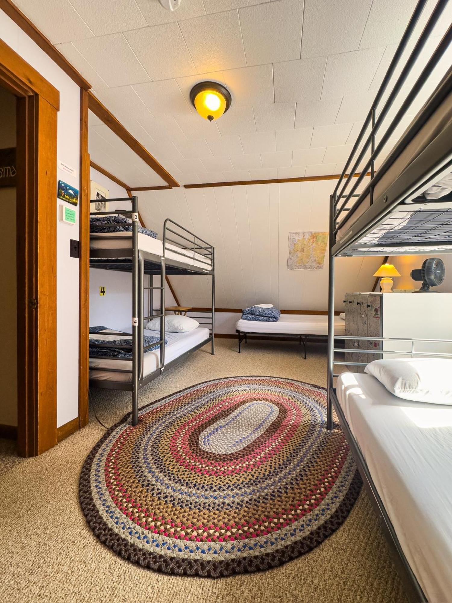 The Notch Hostel Северен Уудсток Екстериор снимка