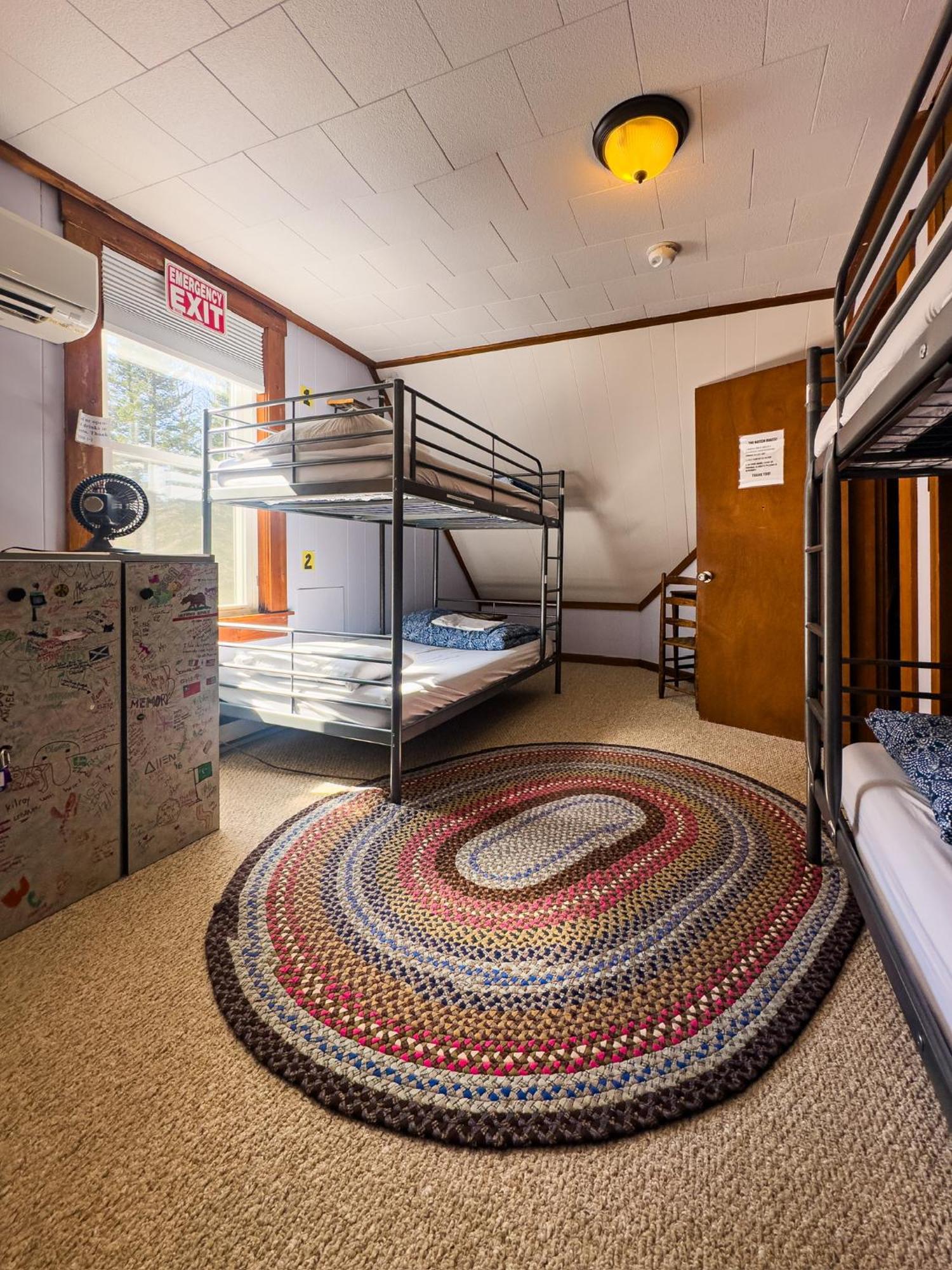 The Notch Hostel Северен Уудсток Екстериор снимка
