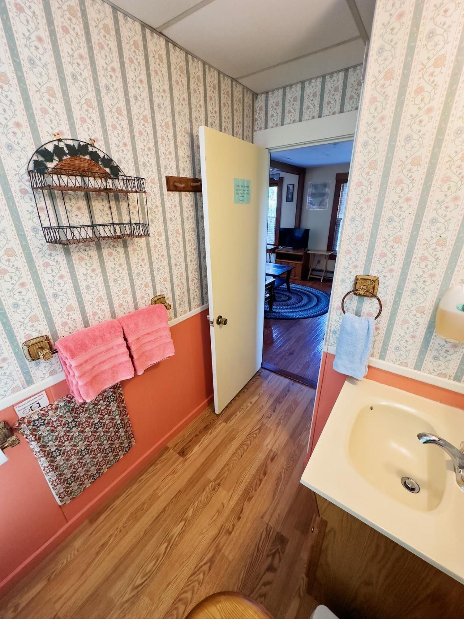 The Notch Hostel Северен Уудсток Екстериор снимка